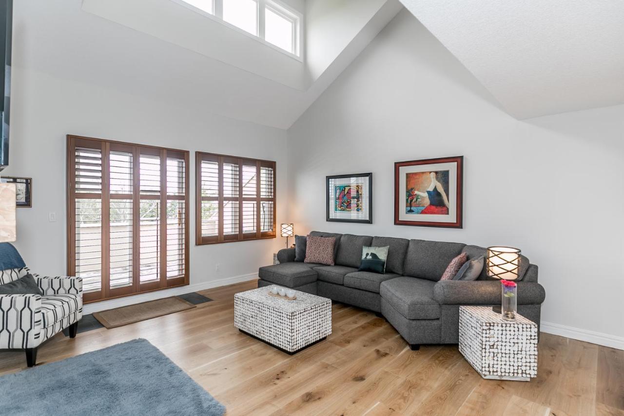 ההרים הכחולים Stunning Townhouse - 3 Bdrm Blue Mountain Village Sauna! מראה חיצוני תמונה
