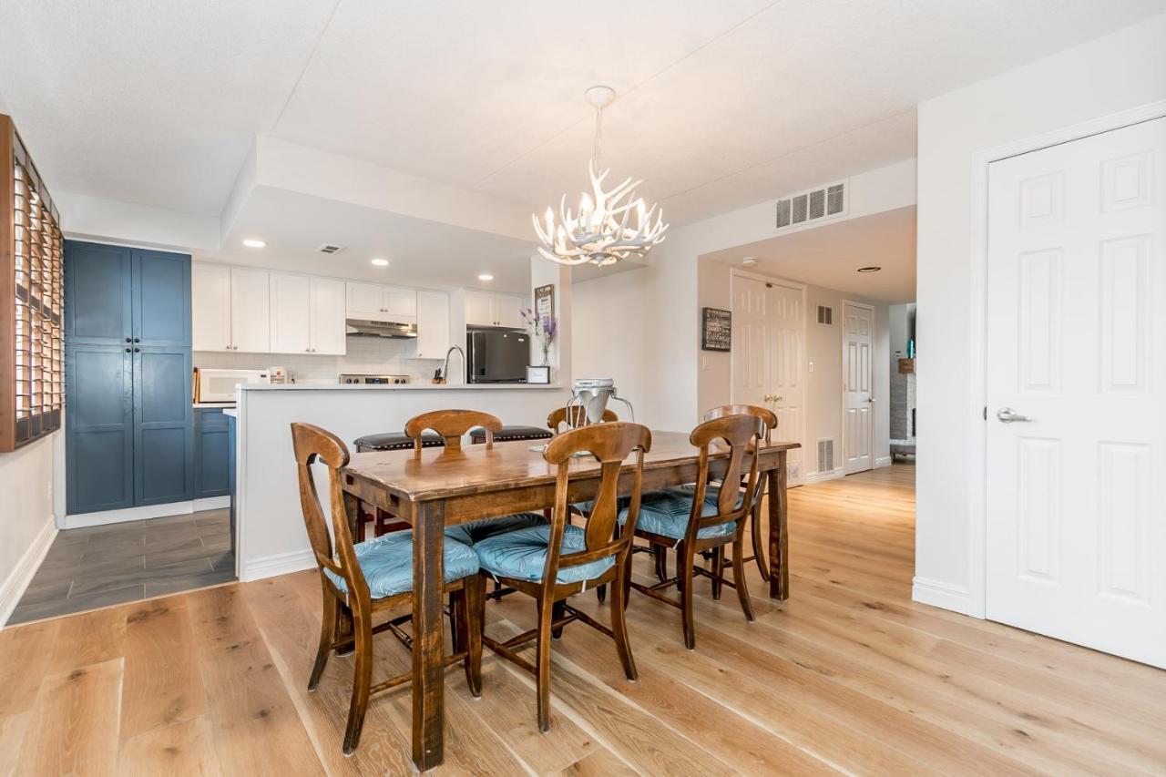 ההרים הכחולים Stunning Townhouse - 3 Bdrm Blue Mountain Village Sauna! מראה חיצוני תמונה