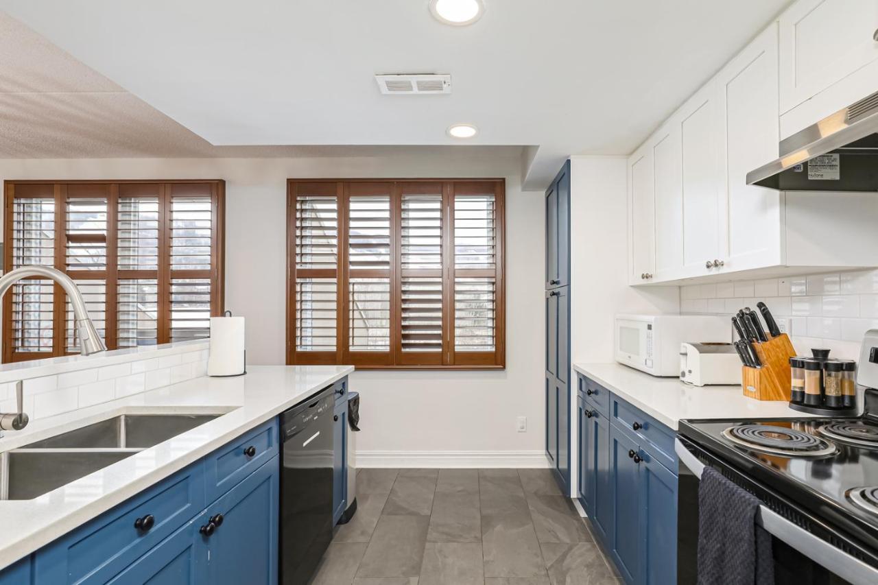 ההרים הכחולים Stunning Townhouse - 3 Bdrm Blue Mountain Village Sauna! מראה חיצוני תמונה